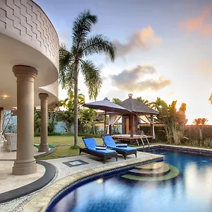 Villa The Beverly Hills Bali A Luxury, Jimbaran (Bali)